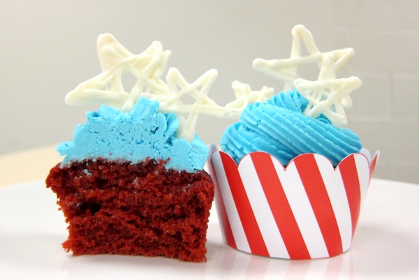 red velvet fourth of july cupcake stars